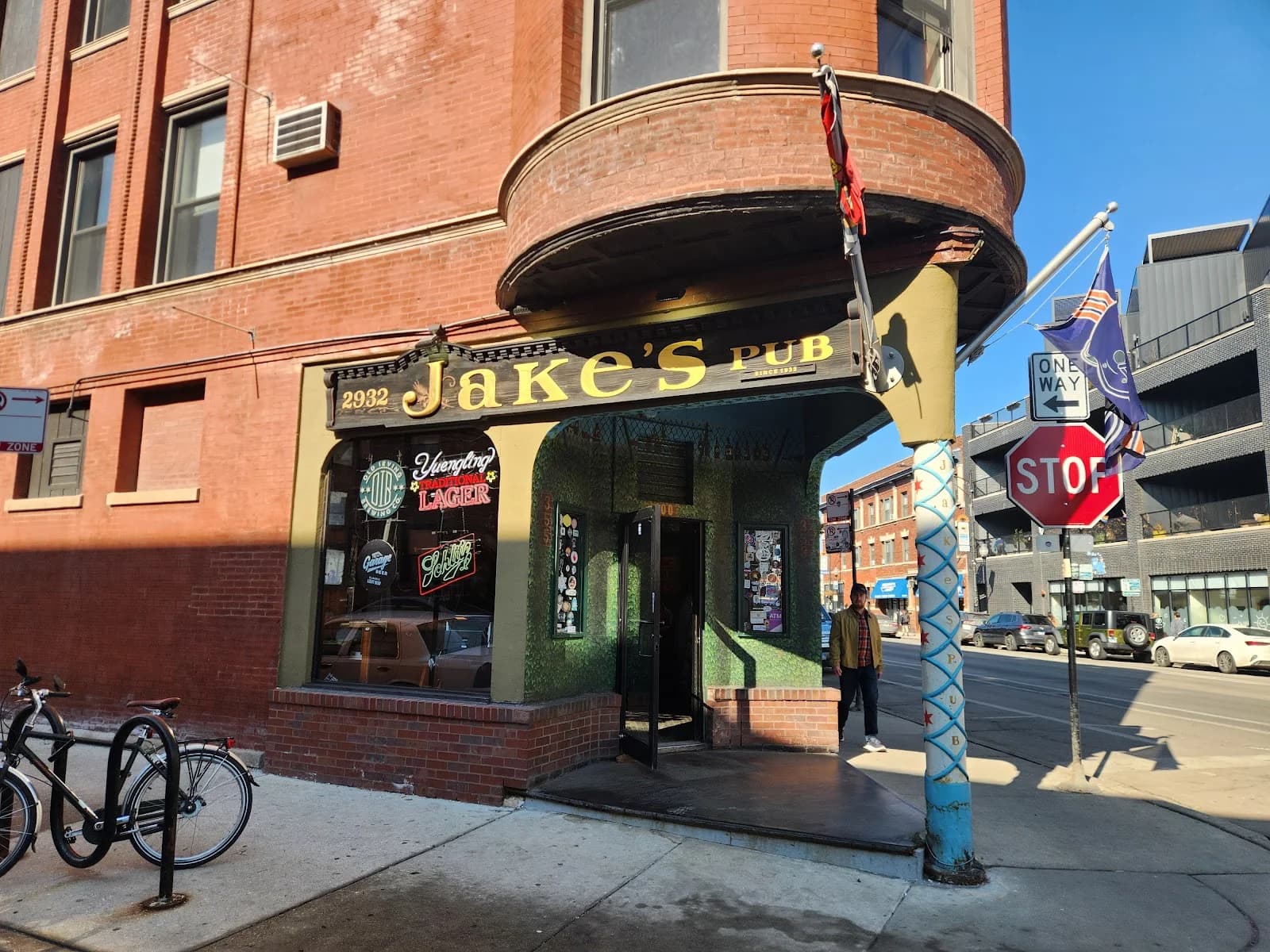 Jake's Pub photo 3