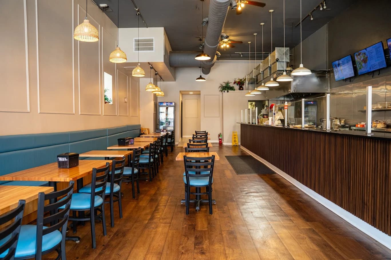 Zayna Mediterranean Grill photo 1