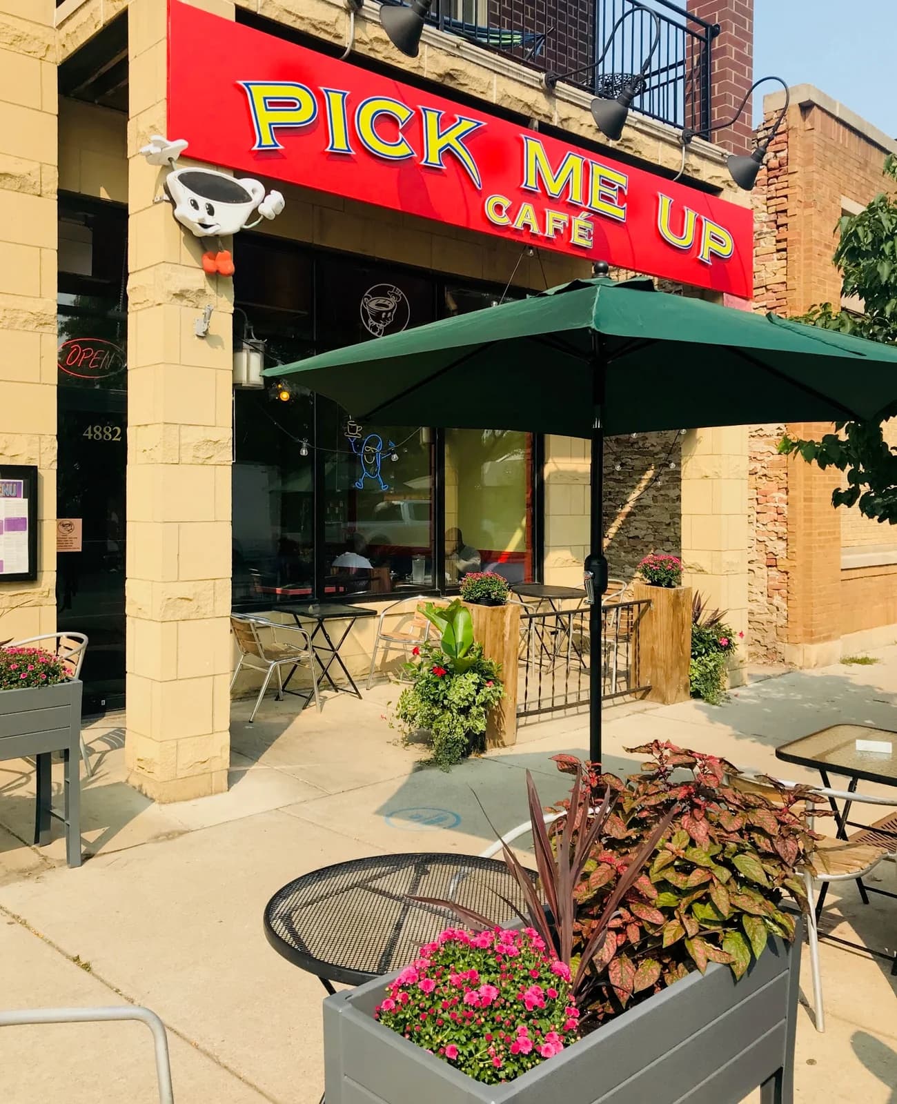 Pick Me Up Cafe photo 2