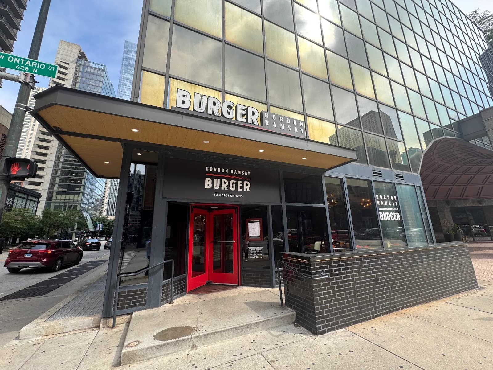 Gordon Ramsay Burger - Chicago photo 4