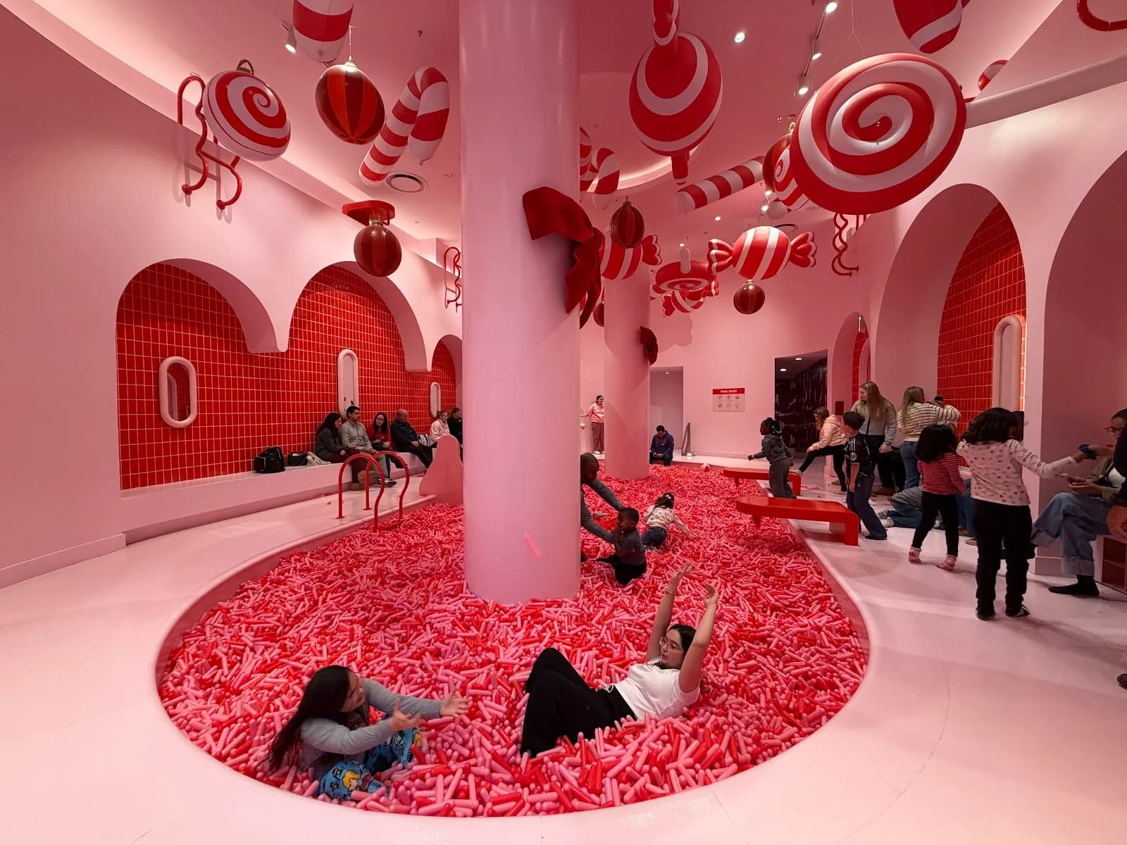MUSEUM OF ICE CREAM photo 2