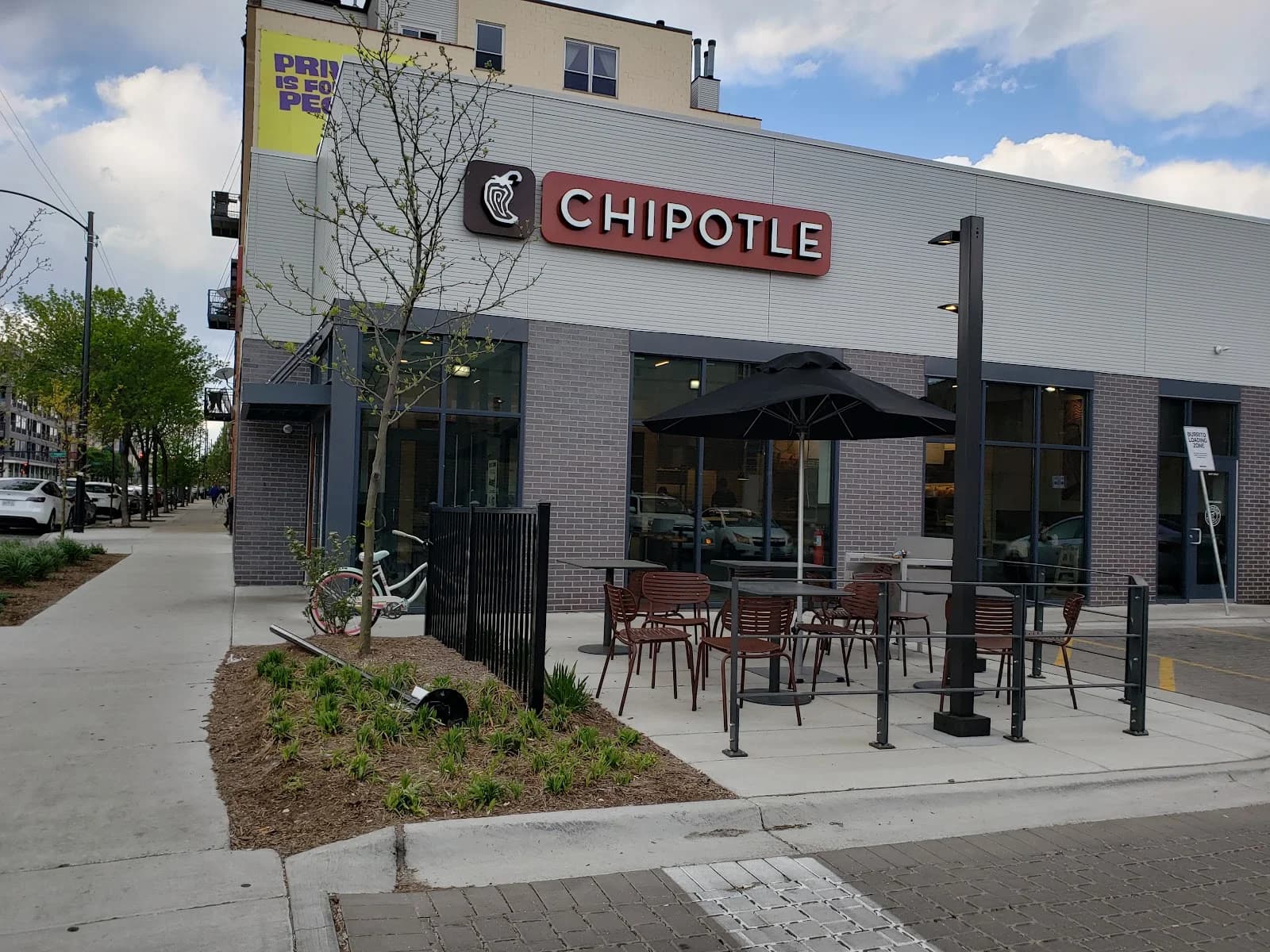 Chipotle Mexican Grill photo 1