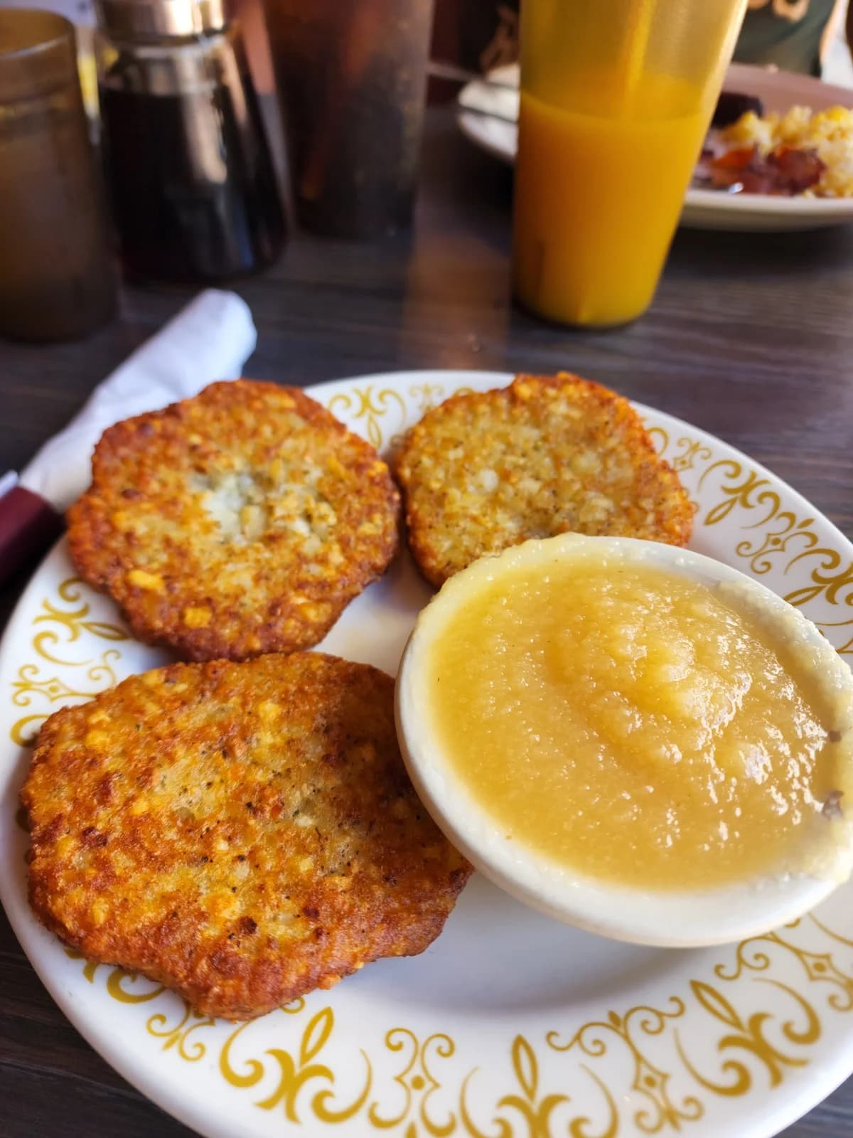 Golden House Restaurant & Pancake House photo 5