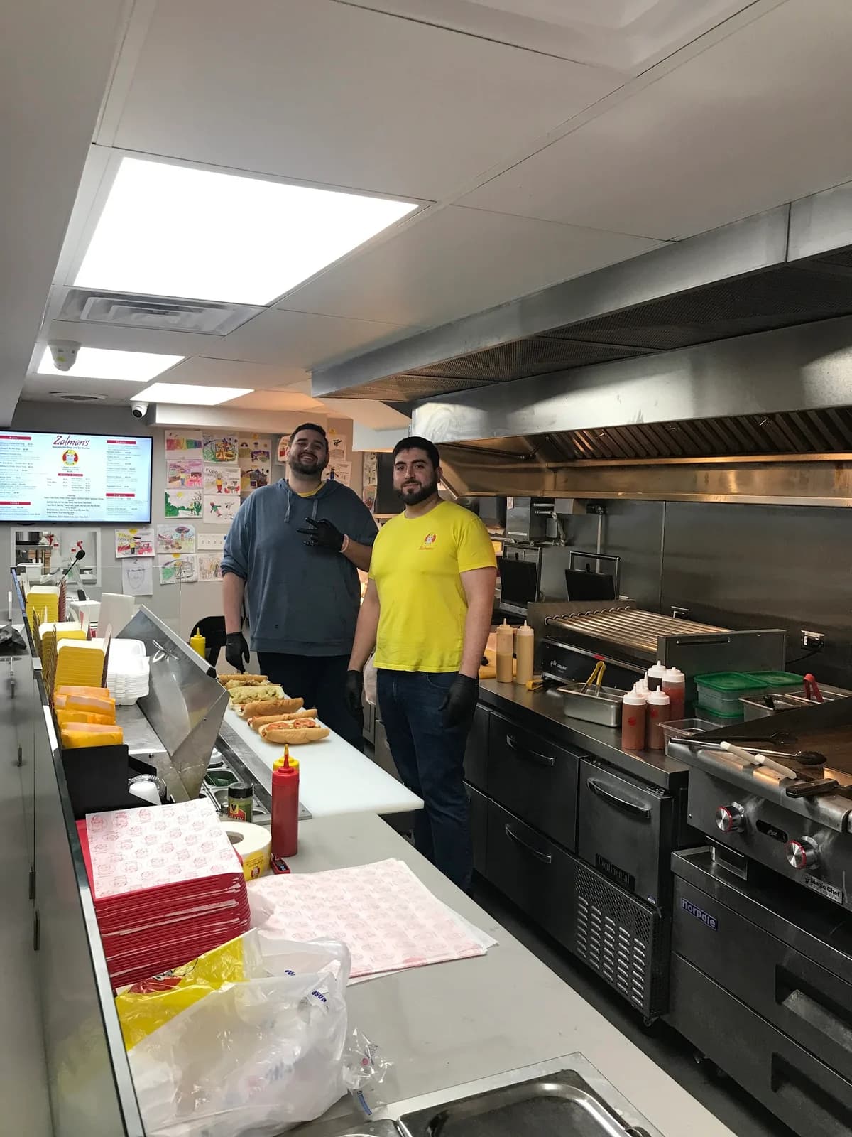 Zalman's Hot Dogs photo 3