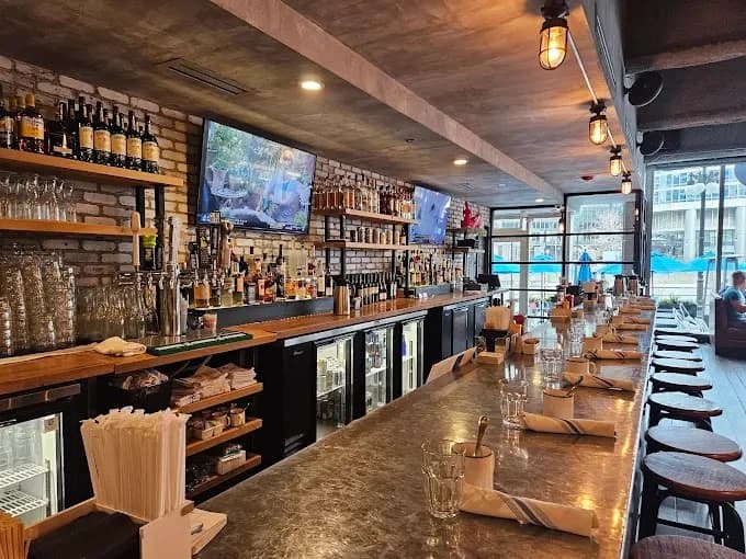 Land & Lake Kitchen photo 3