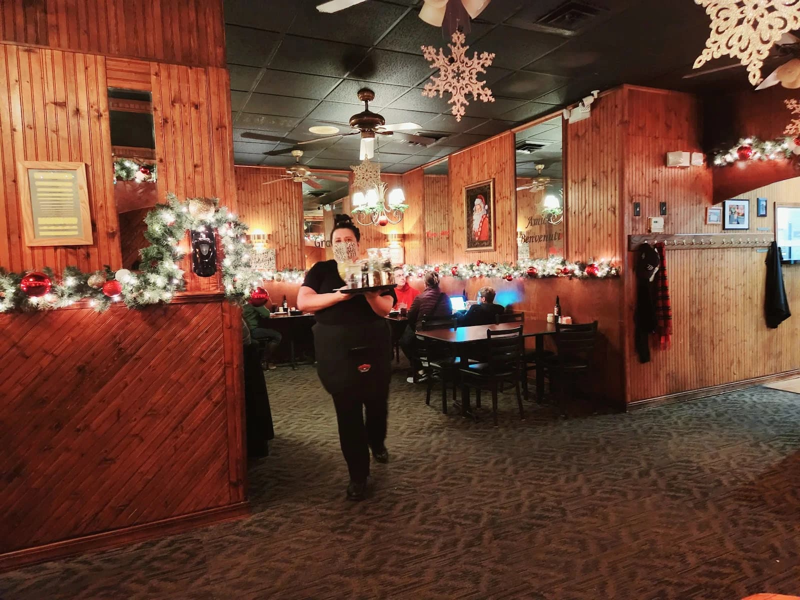 Paisano’s Pizza & Restaurant photo 1