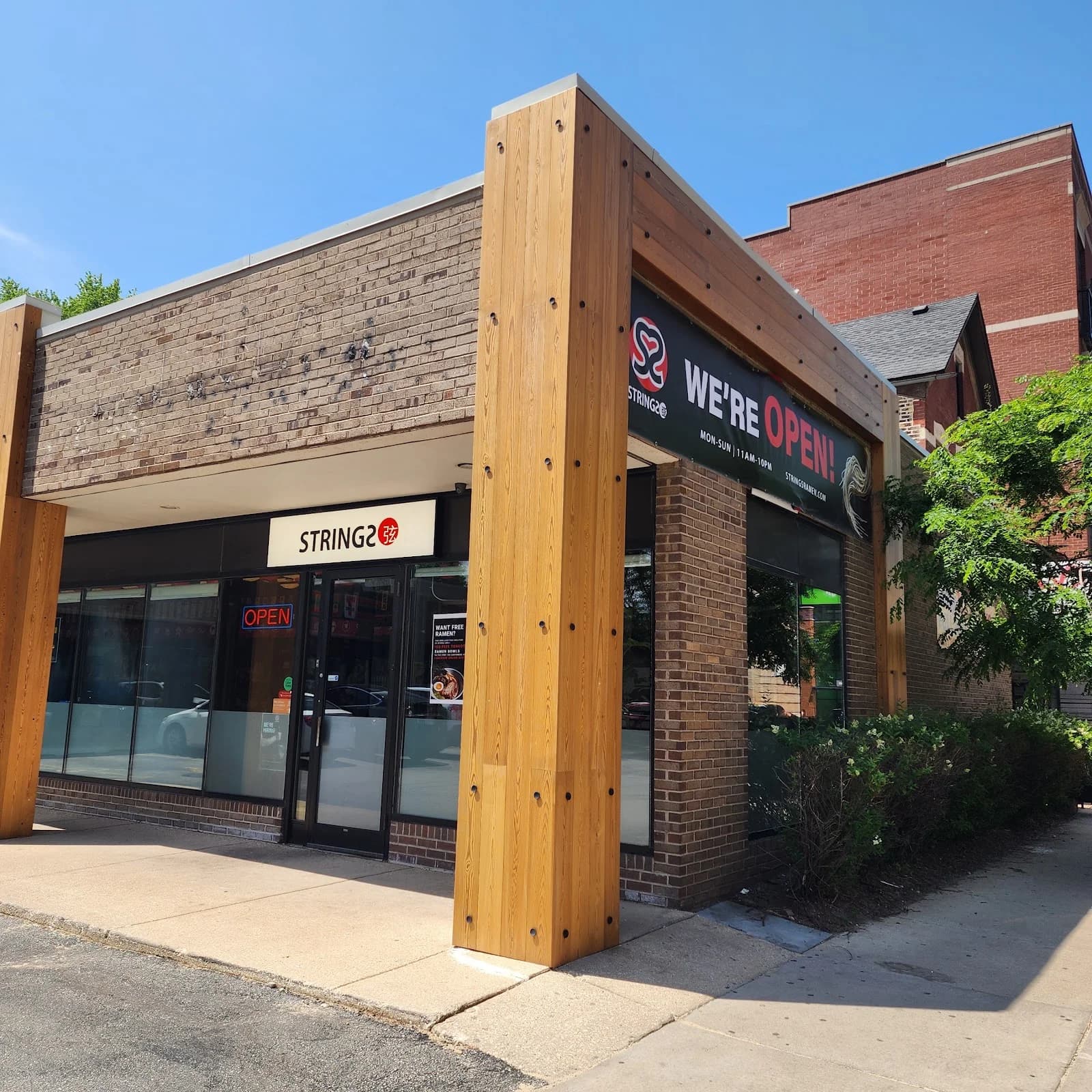 Strings Ramen Shop Lakeview photo 3