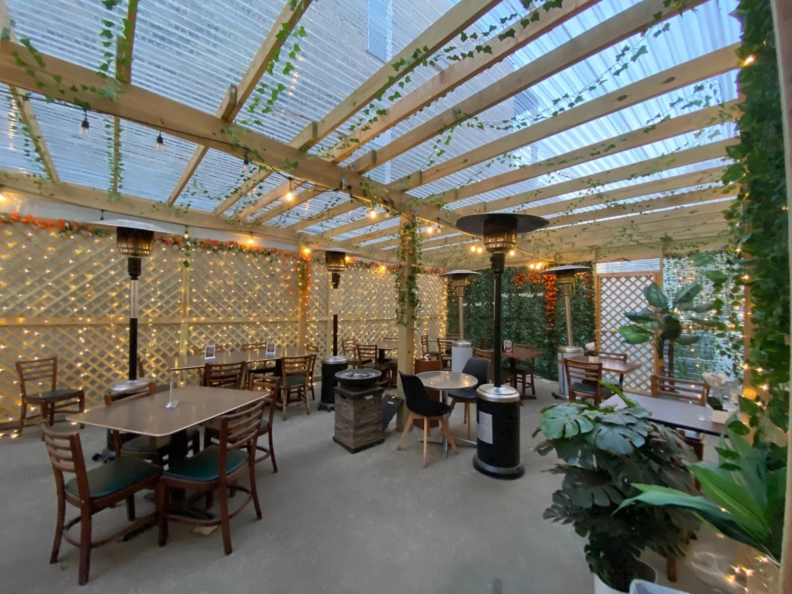 Paula's Thai Kitchen photo 1
