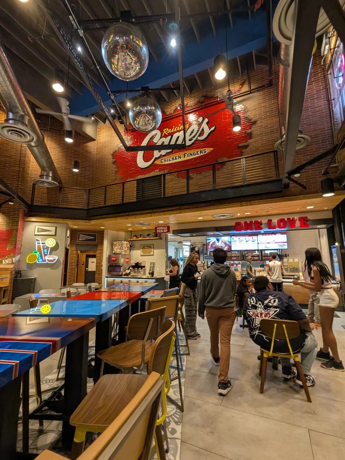 Raising Cane's Chicken Fingers photo 1