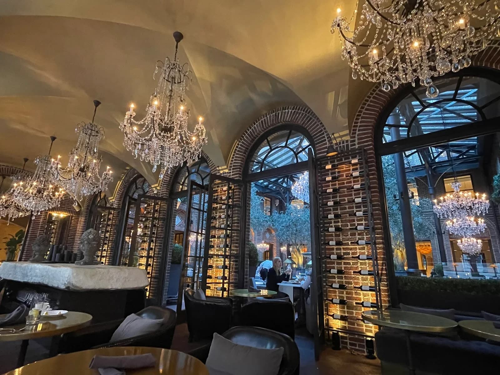 3 Arts Club Cafe at RH Chicago photo 4
