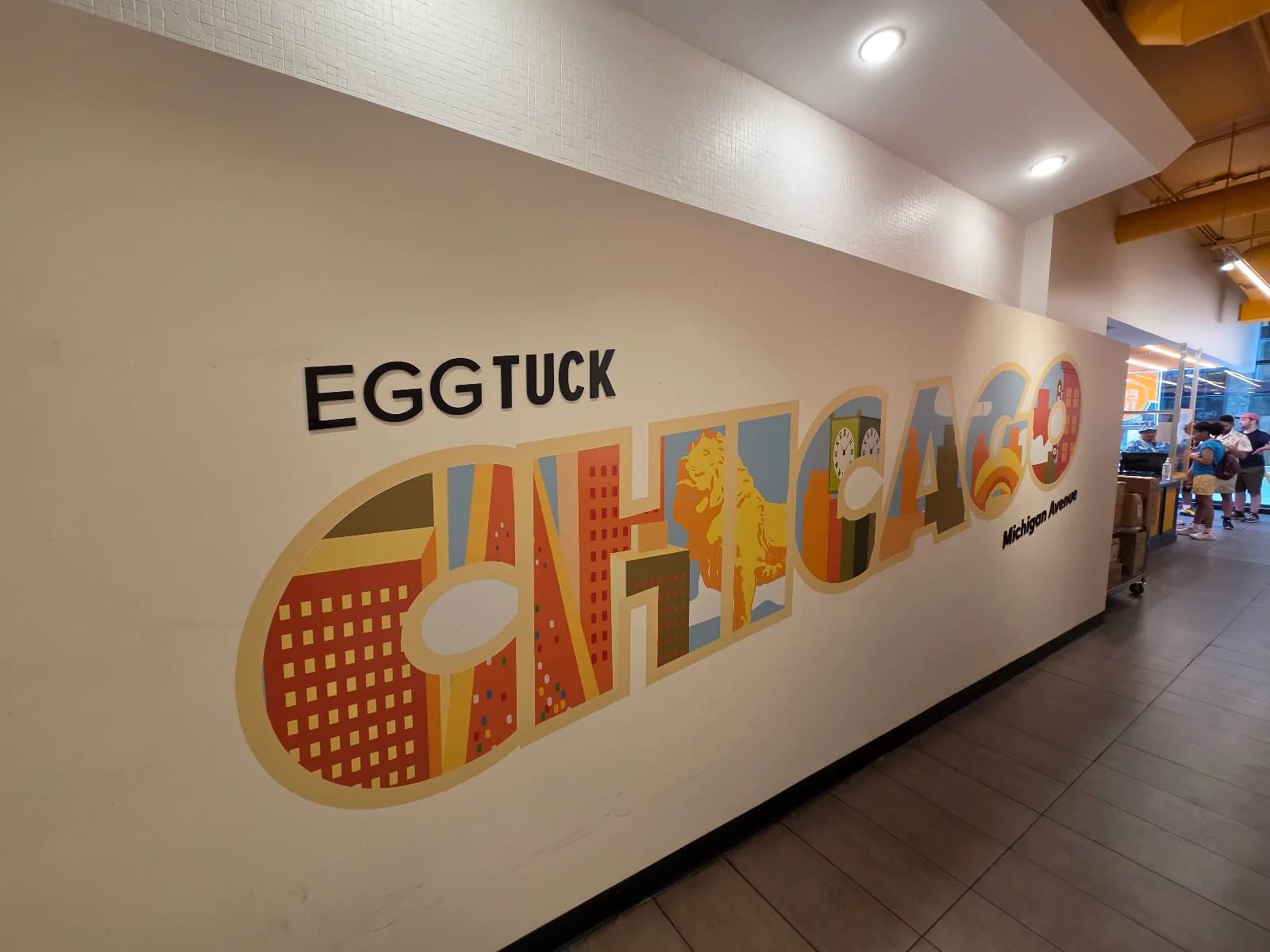 Egg Tuck photo 3