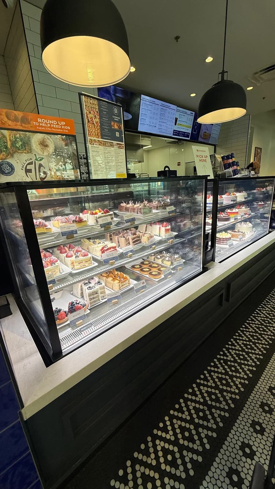 Paris Baguette photo 2