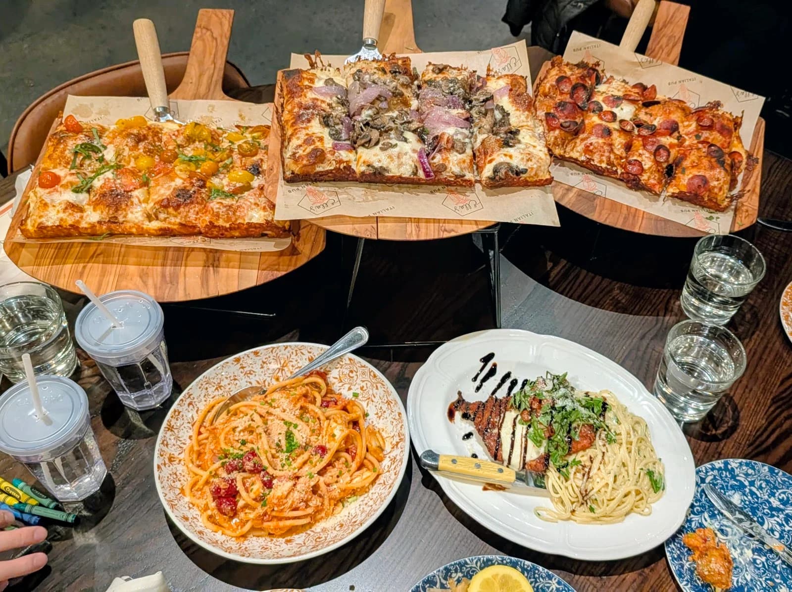 Ella's Italian Pub photo 7