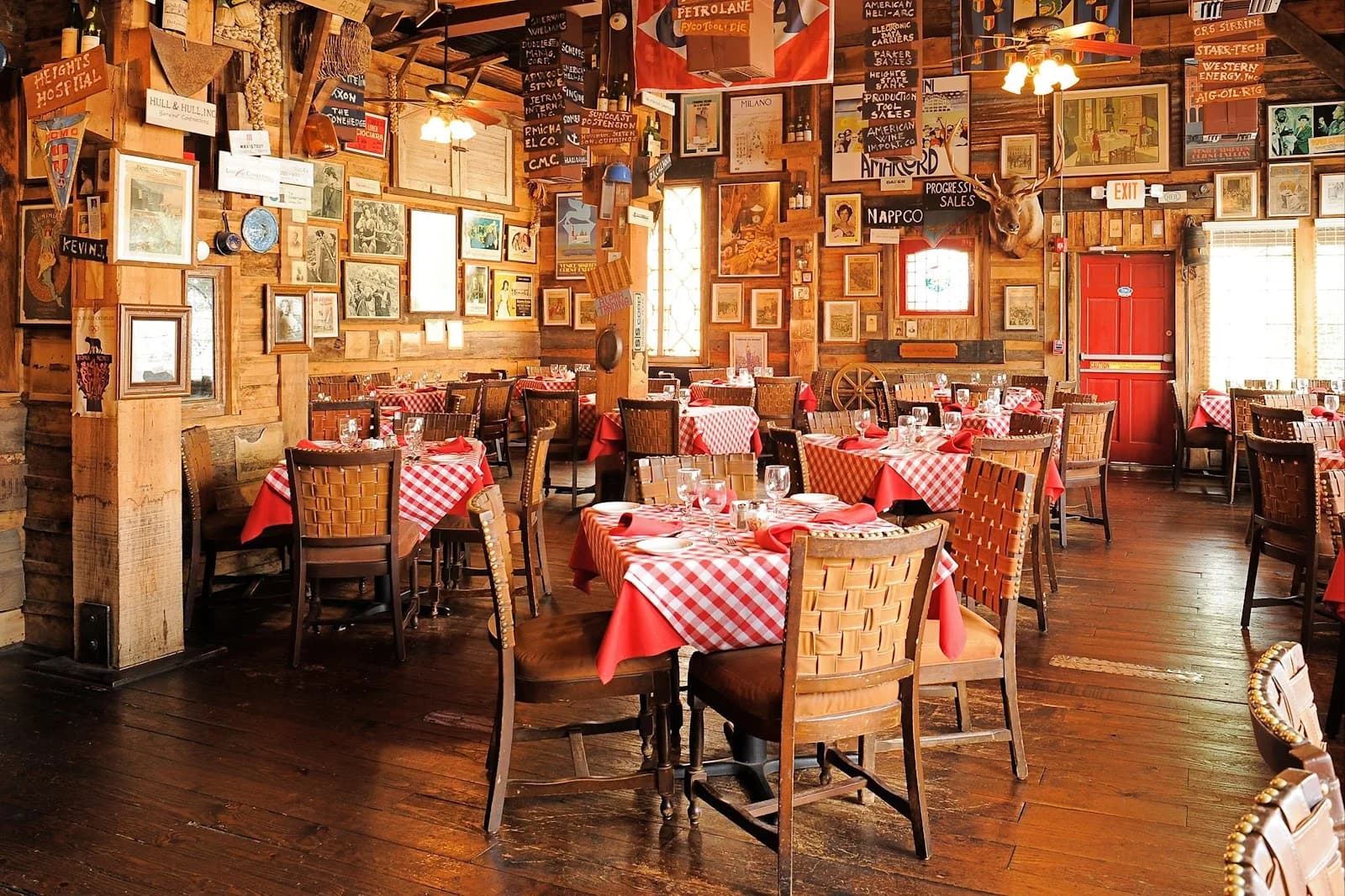 Pizano's Pizza & Pasta photo 1