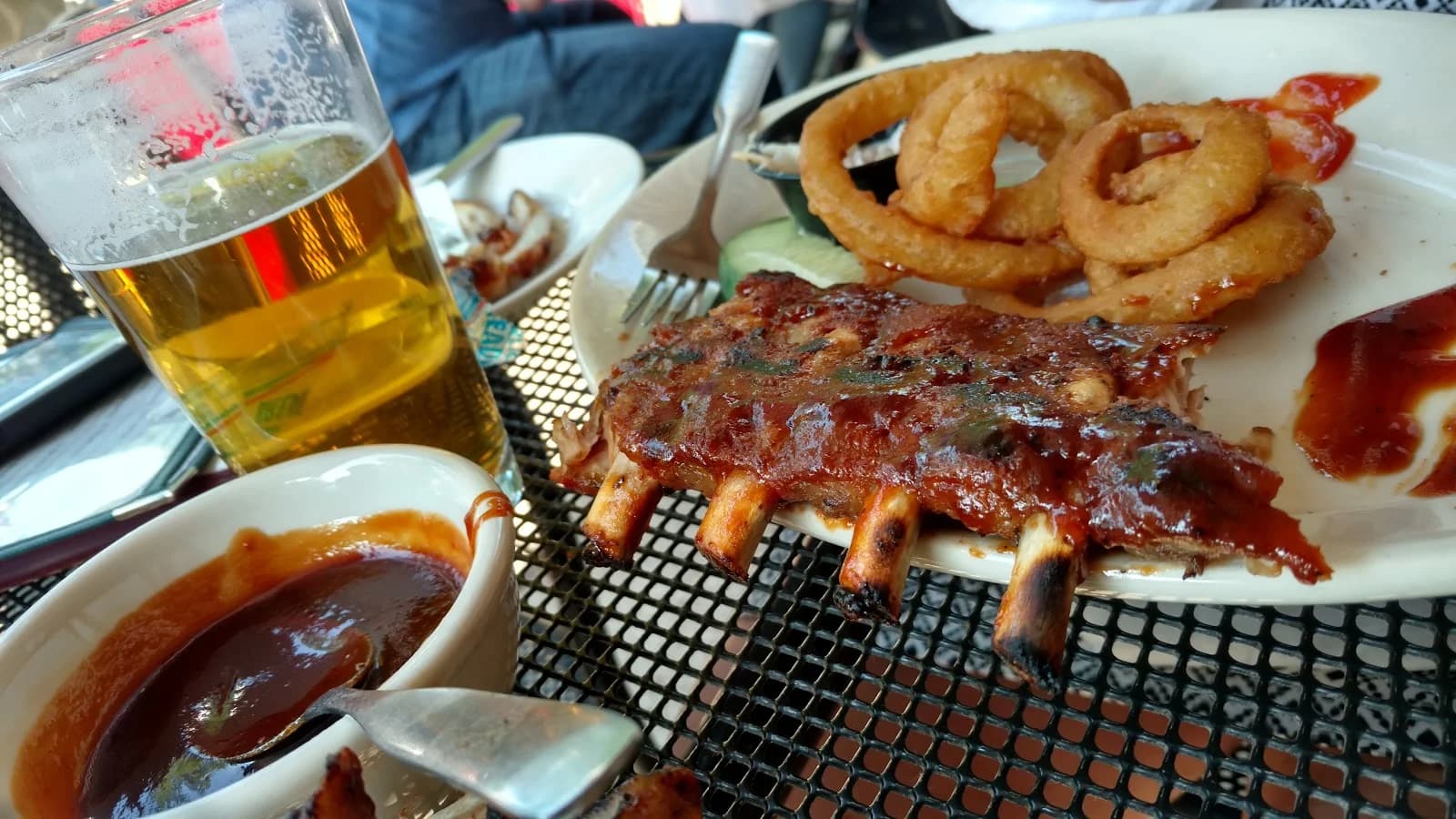 Twin Anchors Restaurant & Tavern photo 7