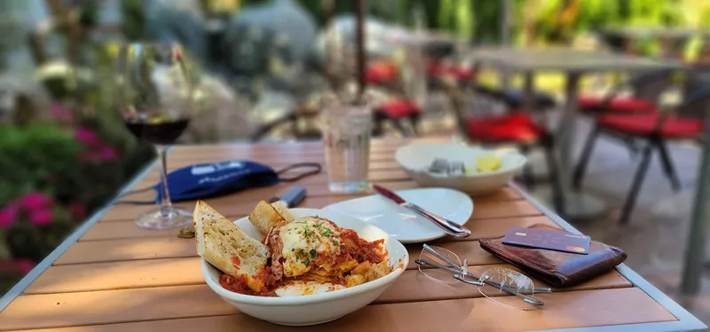 Enzo's Bistro and Bar