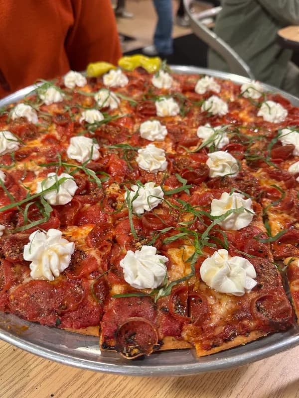 Novel Pizza Cafe