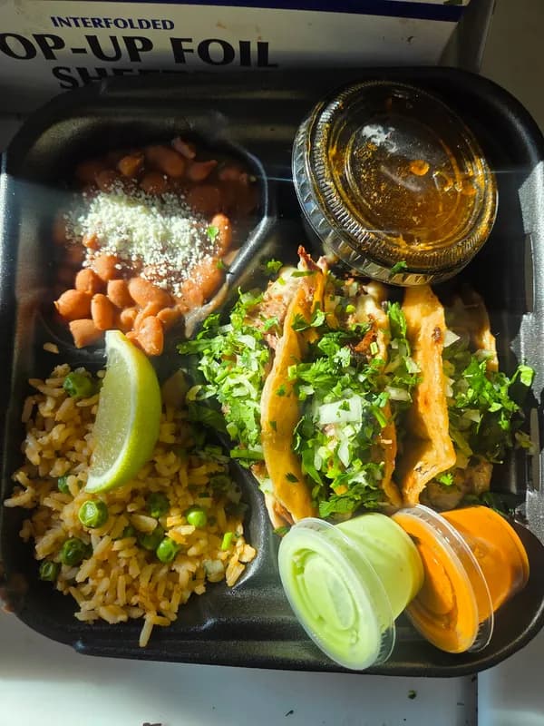 EL TRAGON TAQUERIA