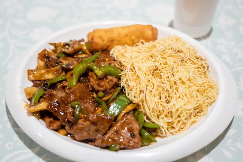 Golden Wok Chinese Restaurant